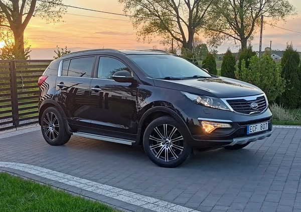 Kia Sportage cena 39999 przebieg: 235000, rok produkcji 2011 z Tczew małe 326